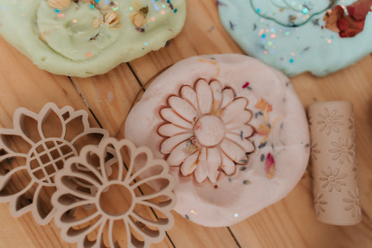 Mixed Flower Cutter Set - Eco Playdough Tools