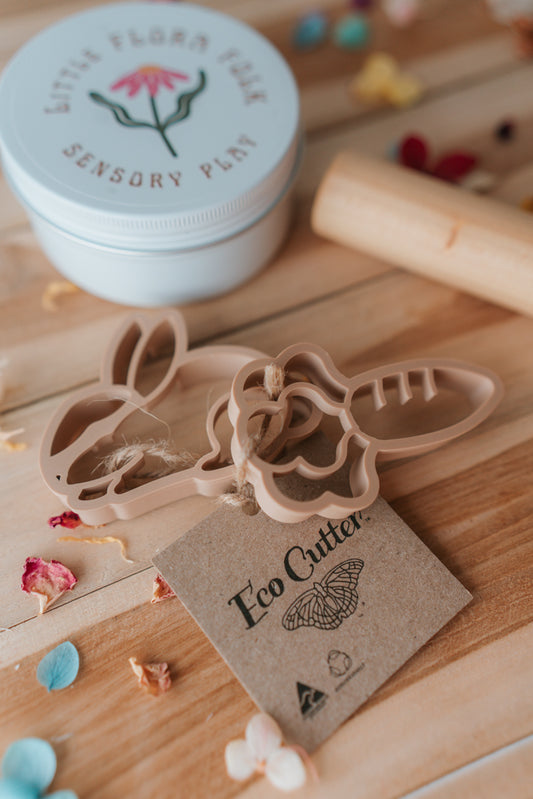 Mini Bunny + Carrot Cutter Set - Eco Playdough Tools